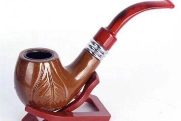 Tẩu hút thuốc bằng gỗ sang trọng lịch sự